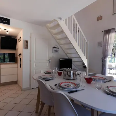 A 800m De La Plage, Maison Pour 6 Avec Piscine Ferienhaus *