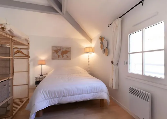 Сasa de vacaciones A 800m De La Plage, Maison Pour 6 Avec Piscine Plage-des-Demoiselles